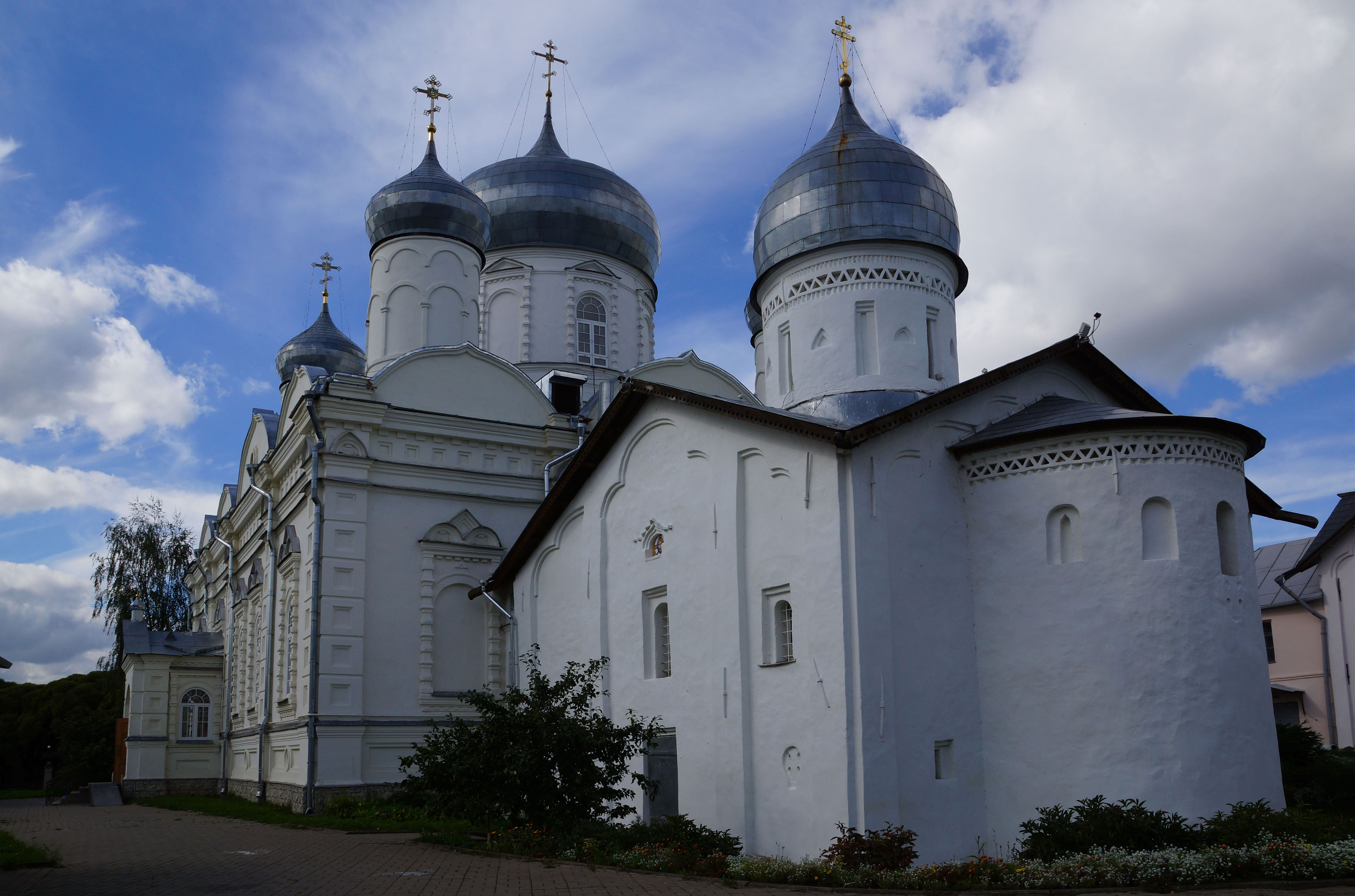 Зверин монастырь Новгород Церковь Покрова